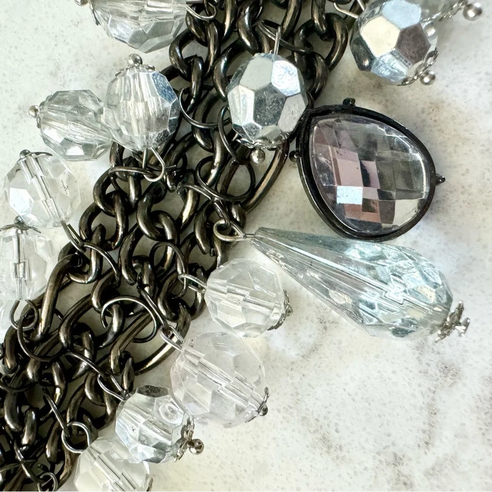 NWOT Crystal Silver Gunmetal Charm Dangly Bracelet - Adjustable length